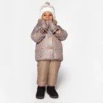 Jak skompletować jesienną wyprawkę dla noworodka?